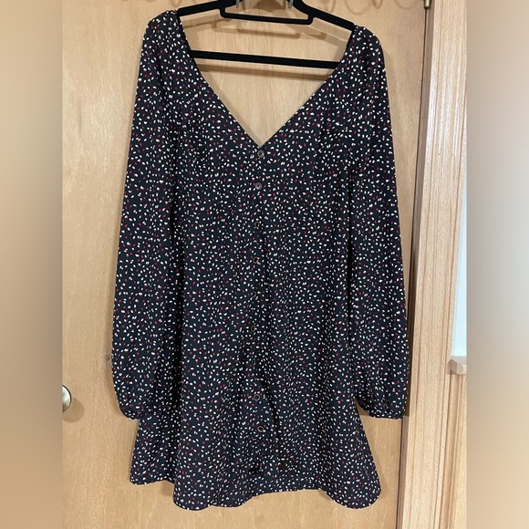 LELIS- open tie back , polka dot Mini dress - Picture 4 of 5